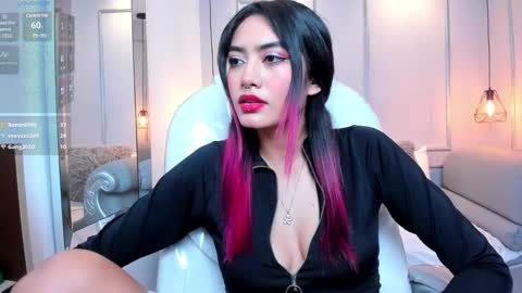 Azura online show from February 8, 10:29 pm