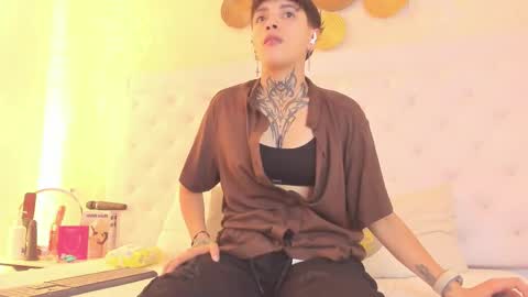 Anny online show from February 1, 3:47 am