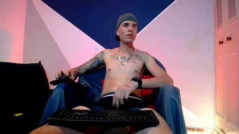 baan9 online show from March 8, 11:39 pm