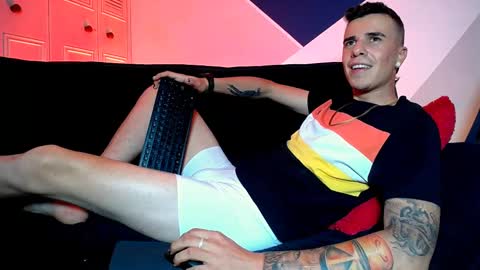 baan9 online show from March 6, 10:58 pm