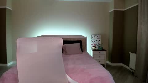 Monica online show from October 8, 12:40 am