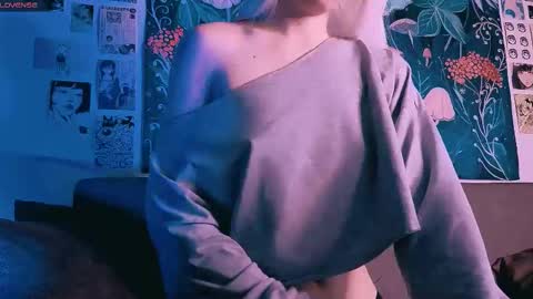 babe_moister online show from September 10, 9:32 am