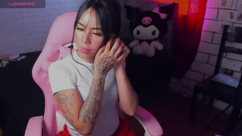 babee online show from November 6, 8:12 pm