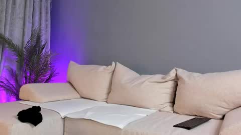 Lisa online show from November 26, 5:16 am