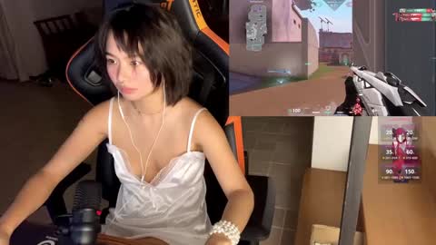 Snapshot of babiej_ chatting on February 3, 2:55 pm Jialyn online show from February 3, 2:55 pm