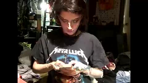 baby buddha  online show from February 2, 3:43 am