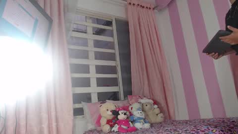 zaleya online show from December 16, 10:54 am