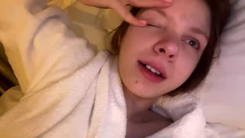 Snapshot of baby_evalena chatting on February 10, 6:24 pm Evalena maybe just Eva online show from February 10, 6:24 pm
