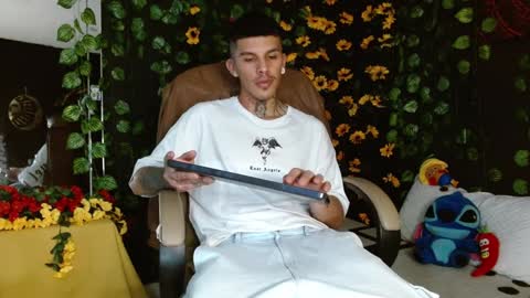 OF GxoXabs online show from December 2, 1:19 pm
