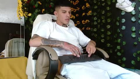 OF GxoXabs online show from December 17, 3:38 pm