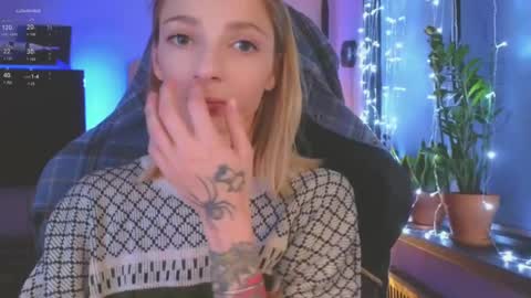baby gopn1k online show from December 9, 5:07 am
