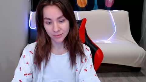 baby_kitte online show from January 3, 2:10 am