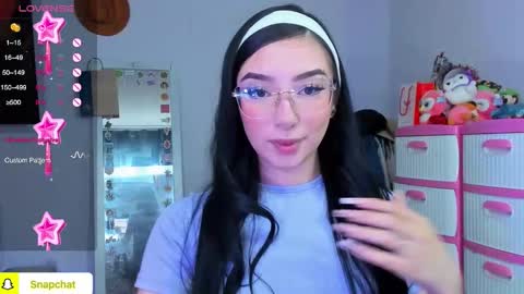 Snapshot of baby_lily1 chatting on October 9, 2:33 pm lily online show from October 9, 2:33 pm