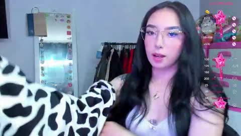 Snapshot of baby_lily1 chatting on October 1, 3:11 pm lily online show from October 1, 3:11 pm