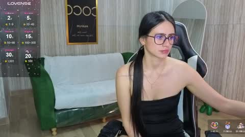 Bella online show from October 2, 8:07 pm