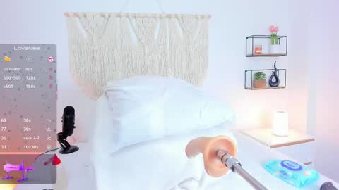 Nathaly online show from September 19, 3:05 pm