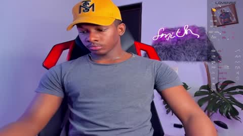 FOLLOW ME  online show from December 8, 12:13 am