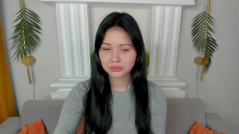 baby_sunsh1ne_ online show from June 8, 1:00 am