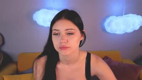 baby_sunsh1ne_ online show from June 30, 10:36 am