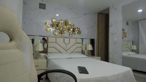 ANGEL online show from October 21, 2:49 am