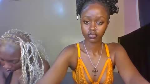 babybrown online show from May 7, 3:46 am