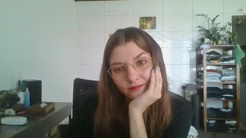 babydemon6 online show from October 14, 1:58 pm