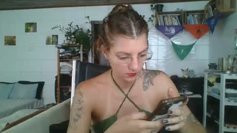 babydemon6 online show from January 16, 1:09 pm