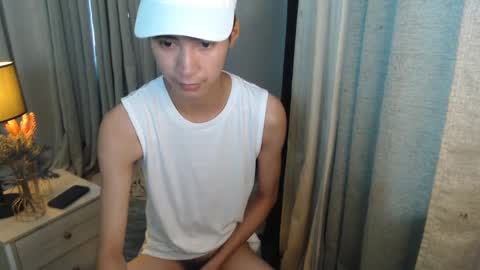 Snapshot of babymasterbater chatting on March 5, 5:50 am call me james online show from March 5, 5:50 am