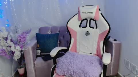 babypuka online show from December 18, 8:57 pm