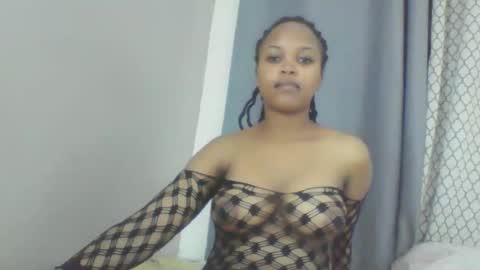 babyy_fface25 online show from October 6, 10:27 pm