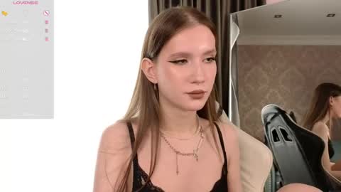 Gloria online show from April 9, 2:34 pm