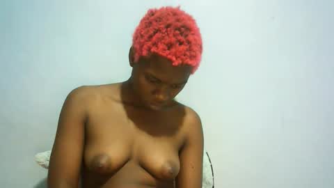 Zuri online show from January 10, 9:42 pm