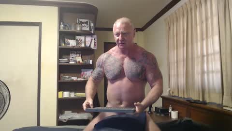 Snapshot of bad_boy_jamie chatting on March 6, 5:03 am bad_boy_jamie online show from March 6, 5:03 am
