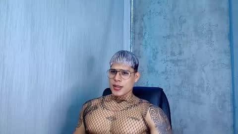 bad_boytoh online show from February 11, 1:37 pm