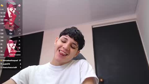 Snapshot of bad_giirl__ chatting on December 26, 4:58 pm Anna online show from December 26, 4:58 pm