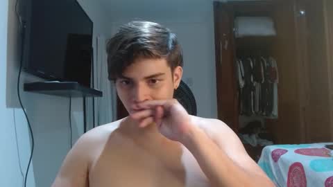 badbunny_69_ online show from January 19, 6:34 am