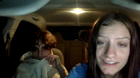 baddgigii online show from November 14, 8:27 am