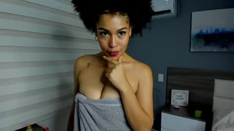 BADDIE DELAYLA online show from May 14, 9:35 pm