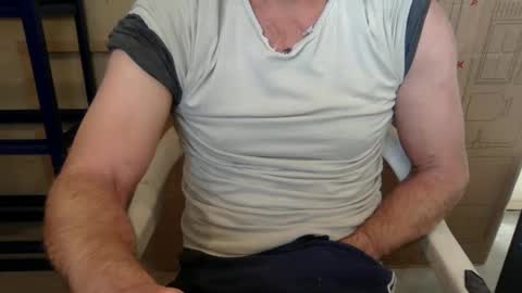 baddydaddyworkinghard online show from May 24, 10:49 pm
