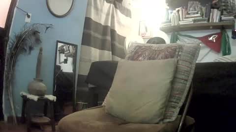 Mexican livin Off the Wall online show from September 15, 3:08 am