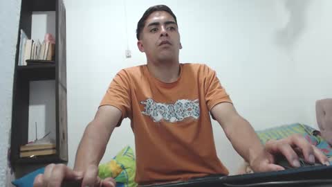 Snapshot of badjuanhot chatting on January 15, 9:51 pm Juan Help us reach 100 likes online show from January 15, 9:51 pm