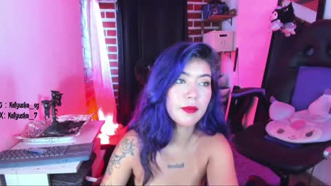        Please help me to reach 100 thumbs up online show from December 13, 7:53 pm