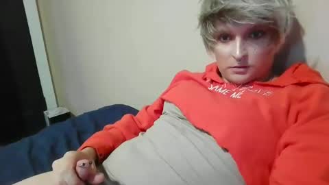 badragon6x9 online show from September 13, 6:32 pm