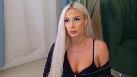 bailey_rush online show from November 19, 6:07 pm