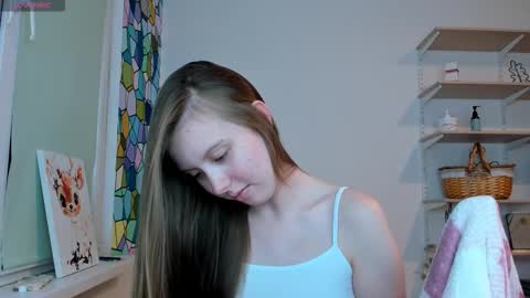 Kira online show from October 19, 10:25 pm