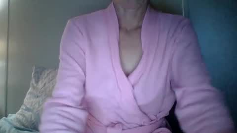 Snapshot of bamacpl80 chatting on December 31, 4:16 am bamacpl80 online show from December 31, 4:16 am