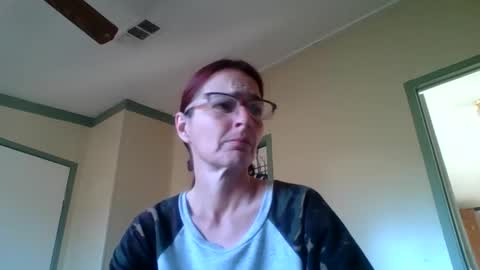 Snapshot of bamacpl80 chatting on January 1, 8:37 pm bamacpl80 online show from January 1, 8:37 pm