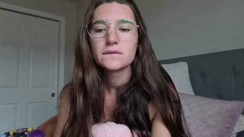 bambifarrina online show from June 16, 6:23 pm