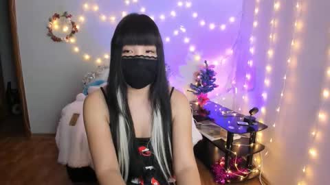 HELLO Im Kaya online show from December 22, 1:00 pm