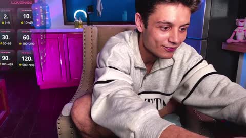 Chill online show from December 12, 7:30 am